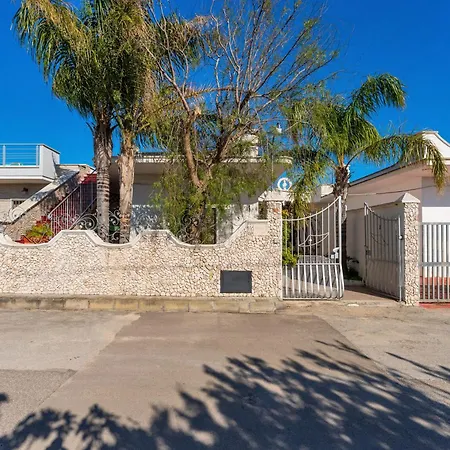 Bilocale A Villa Torre Lapillo